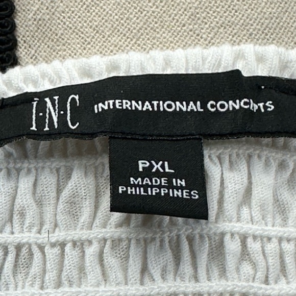 INC Short Puff Sleeve Off Shoulder Smocked Bodice Blouse - Washed White - PXL - Picture 5 of 8